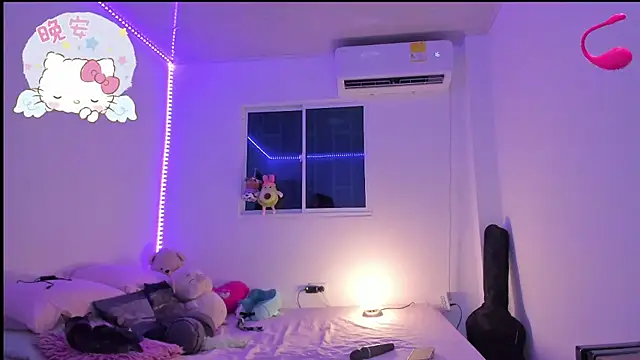 Snapshot of MollyG18 chatting on January 31, 2025, 7:07 am MollyG18 online show from January 31, 2025, 7:07 am