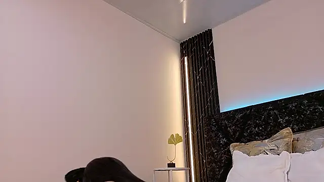 niky smit online show from January 30, 2025, 11:44 am