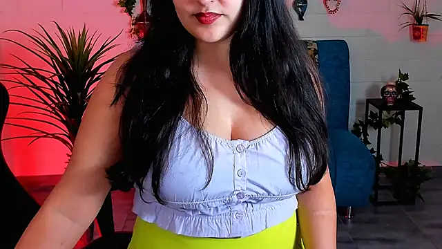 Snapshot of CeceliaJohnson chatting on October 7, 2025, 8:11 am CeceliaJohnson online show from October 7, 2025, 8:11 am