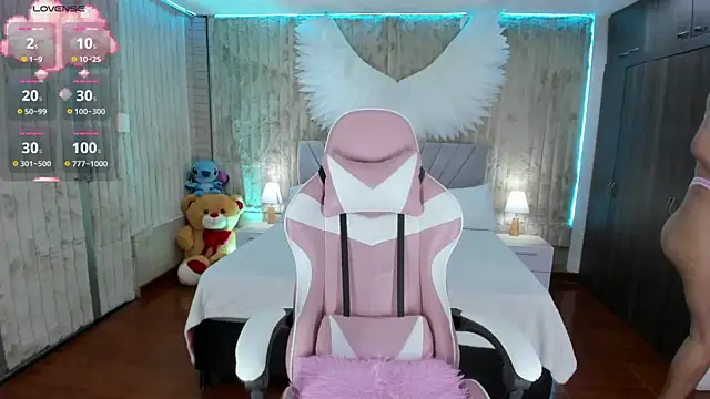 floryn susana online show from January 23, 2025, 8:35 pm