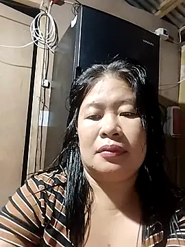 Snapshot of lickmepussy21 chatting on February 2, 2026, 9:57 pm lickmepussy21 online show from February 2, 2026, 9:57 pm