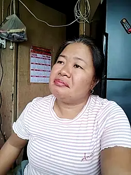 Snapshot of lickmepussy21 chatting on February 11, 2026, 4:50 am lickmepussy21 online show from February 11, 2026, 4:50 am