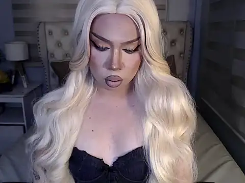 RebecaNextToYou online show from February 21, 2026, 4:52 pm