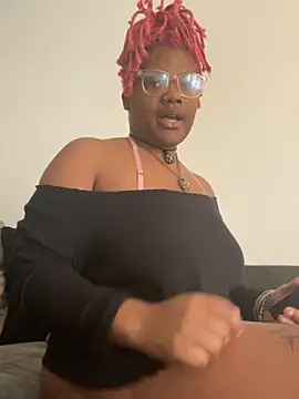 Snapshot of Indigo-love23 chatting on December 16, 2025, 7:08 pm Indigo-love23 online show from December 16, 2025, 7:08 pm