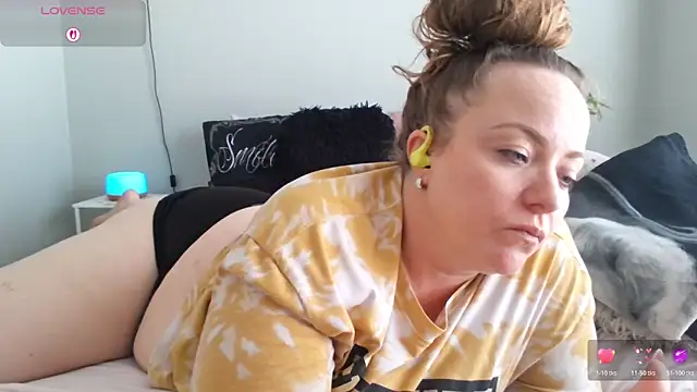 julimonroe online show from March 14, 2026, 10:37 pm