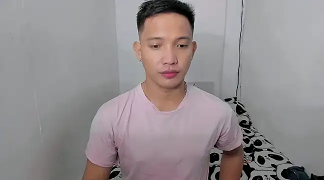 Snapshot of xSebastian19 chatting on January 9, 2025, 2:54 am xSebastian19 online show from January 9, 2025, 2:54 am