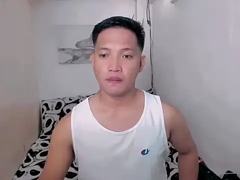 xSebastian19 online show from July 10, 2026, 4:39 am