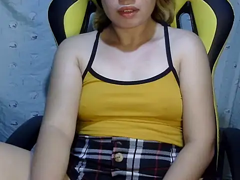    zurIII09  online show from December 7, 2024, 9:28 am