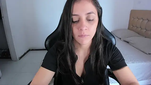 Snapshot of EmmaGrace1999 chatting on January 10, 2026, 3:47 pm EmmaGrace1999 online show from January 10, 2026, 3:47 pm