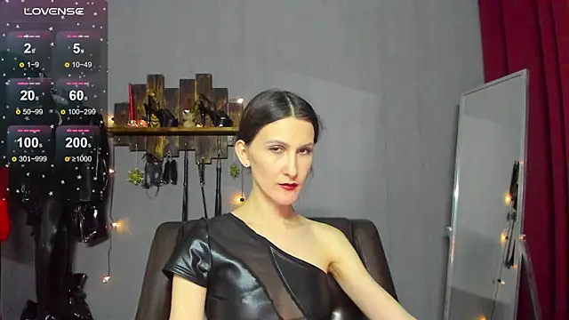 Snapshot of Mistress_Pamela chatting on December 15, 2024, 3:20 pm Mistress Pamela online show from December 15, 2024, 3:20 pm