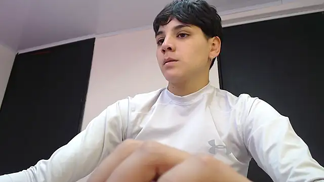 Snapshot of bad_giirl_ chatting on February 11, 2025, 7:05 pm bad giirl online show from February 11, 2025, 7:05 pm