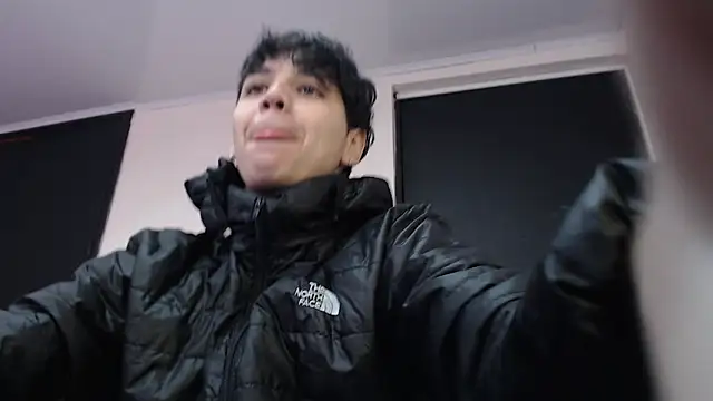 Snapshot of bad_giirl_ chatting on March 7, 2025, 4:00 pm bad giirl online show from March 7, 2025, 4:00 pm