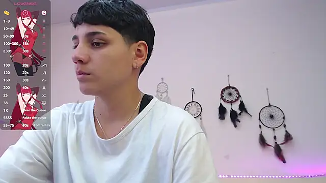 Snapshot of bad_giirl_ chatting on March 13, 2025, 6:23 pm bad giirl online show from March 13, 2025, 6:23 pm