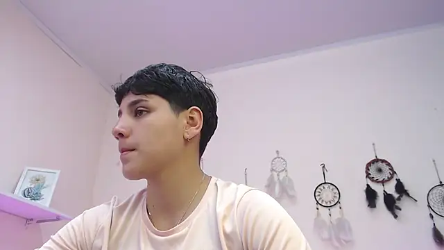 Snapshot of bad_giirl_ chatting on March 21, 2025, 3:13 pm bad giirl online show from March 21, 2025, 3:13 pm