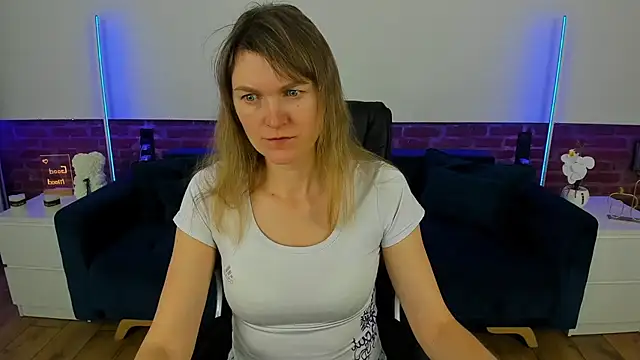 Snapshot of Anabell_xxx chatting on March 1, 2026, 6:37 am Anabell xxx online show from March 1, 2026, 6:37 am