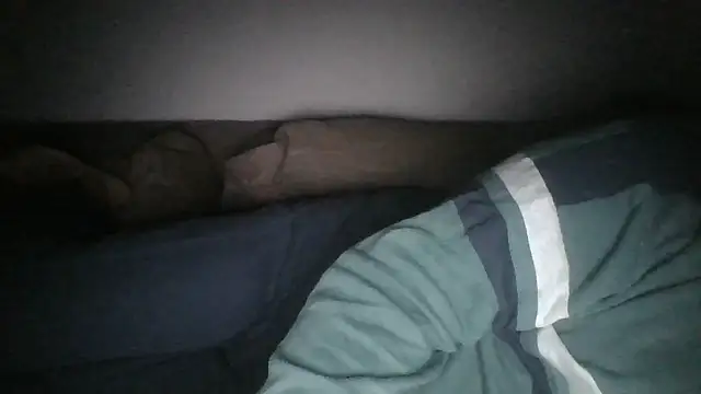 Snapshot of Anderrust chatting on November 3, 2025, 10:53 pm Anderrust online show from November 3, 2025, 10:53 pm