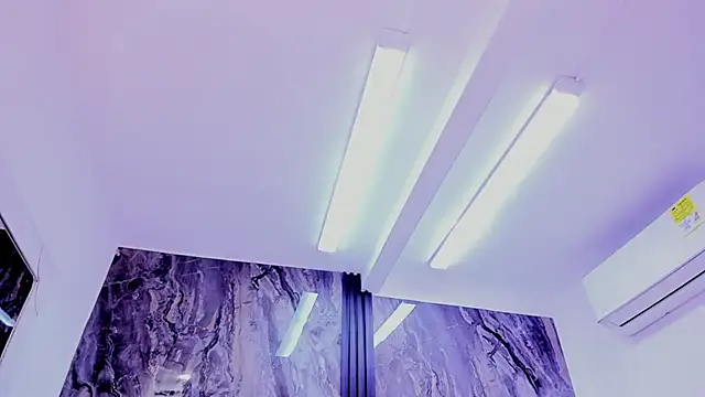 Snapshot of HellenJohansson chatting on January 18, 2026, 12:42 pm HellenJohansson online show from January 18, 2026, 12:42 pm