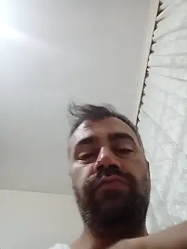 kevgir08 online show from October 31, 2025, 8:54 pm