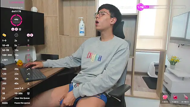 Jacob-Evans  online show from January 11, 2025, 8:10 pm