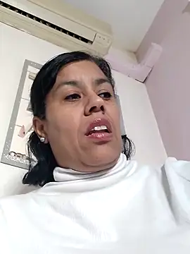 Molly newman6 online show from March 5, 2026, 10:00 am