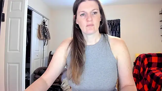 Kelly Carolina online show from December 15, 2024, 2:16 pm