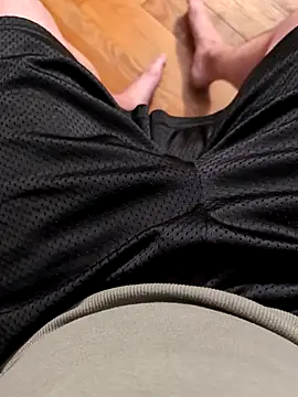 MrandMrsHaze online show from February 3, 2026, 6:11 am