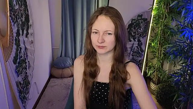 Snapshot of freya_nilsson chatting on December 15, 2024, 4:48 pm freya nilsson online show from December 15, 2024, 4:48 pm