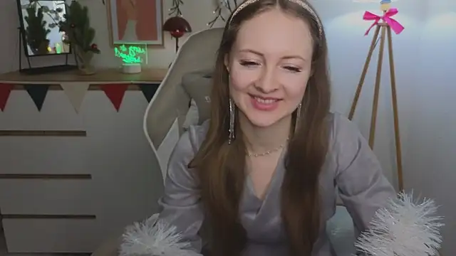 Snapshot of freya_nilsson chatting on December 24, 2024, 7:11 pm freya nilsson online show from December 24, 2024, 7:11 pm