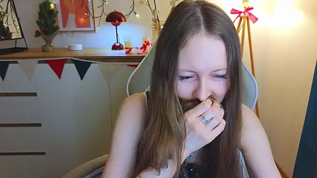 Snapshot of freya_nilsson chatting on January 11, 2025, 12:29 pm freya nilsson online show from January 11, 2025, 12:29 pm