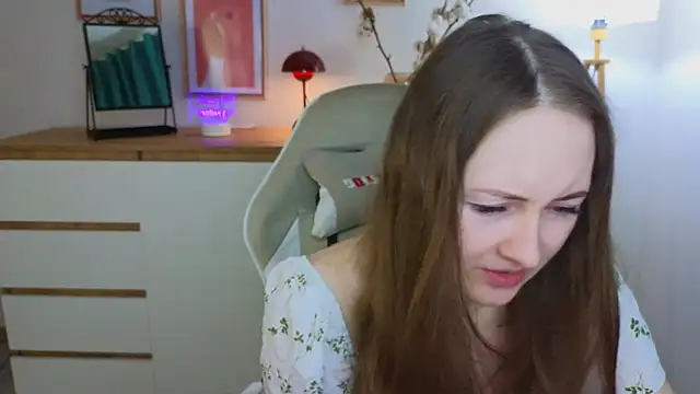 Snapshot of freya_nilsson chatting on March 4, 2025, 6:29 pm freya nilsson online show from March 4, 2025, 6:29 pm