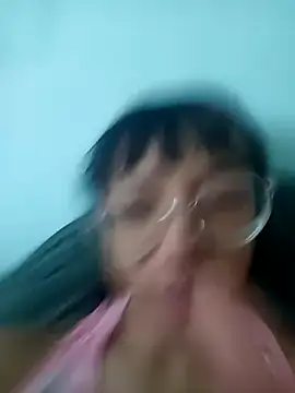 Snapshot of Karmakuro chatting on October 25, 2025, 2:46 pm Karmakuro online show from October 25, 2025, 2:46 pm