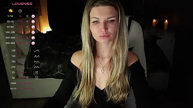 Snapshot of AngelMiaM chatting on March 1, 2025, 6:54 pm AngelMiaM online show from March 1, 2025, 6:54 pm