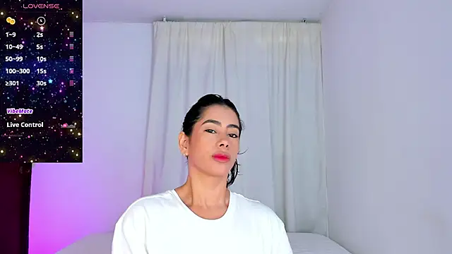 Snapshot of VioletaSotter chatting on March 8, 2026, 12:20 pm VioletaSotter online show from March 8, 2026, 12:20 pm