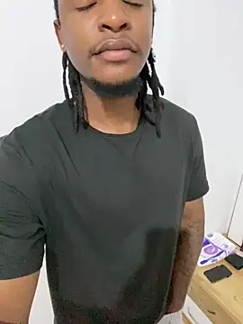 Snapshot of finefinance chatting on November 6, 2025, 7:04 pm finefinance online show from November 6, 2025, 7:04 pm