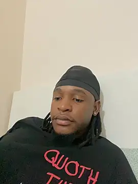 Snapshot of finefinance chatting on November 15, 2025, 5:27 am finefinance online show from November 15, 2025, 5:27 am