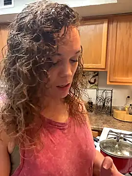 AuroraSummers online show from October 19, 2025, 12:22 am