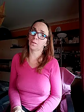 Dettybitch40 online show from October 27, 2025, 8:07 am