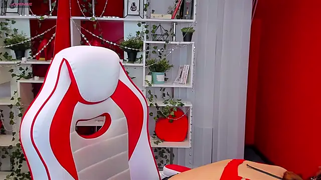 Snapshot of KateCloud chatting on February 25, 2025, 6:09 pm KateCloud online show from February 25, 2025, 6:09 pm