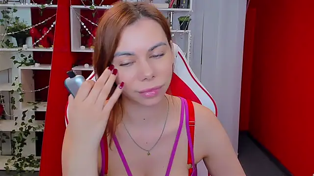 Snapshot of KateCloud chatting on March 13, 2025, 9:05 pm KateCloud online show from March 13, 2025, 9:05 pm