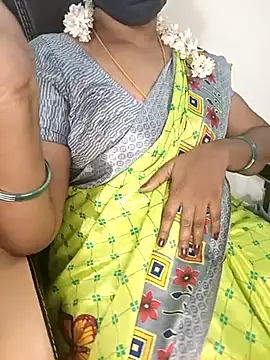Snapshot of Tamil-hotwife chatting on March 4, 2025, 3:48 pm Tamil-hotwife online show from March 4, 2025, 3:48 pm