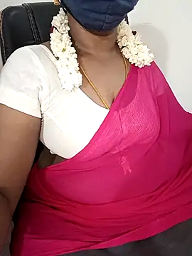 Snapshot of Tamil-hotwife chatting on September 11, 2025, 6:02 am Tamil-hotwife online show from September 11, 2025, 6:02 am