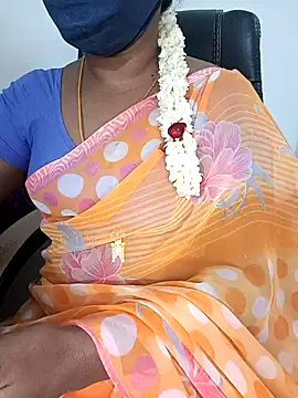 Snapshot of Tamil-hotwife chatting on October 18, 2025, 4:19 pm Tamil-hotwife online show from October 18, 2025, 4:19 pm