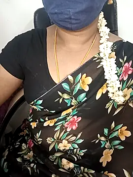 Snapshot of Tamil-hotwife chatting on October 26, 2025, 4:13 pm Tamil-hotwife online show from October 26, 2025, 4:13 pm