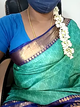 Snapshot of Tamil-hotwife chatting on October 29, 2025, 5:04 pm Tamil-hotwife online show from October 29, 2025, 5:04 pm