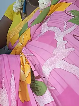 Snapshot of Tamil-hotwife chatting on July 16, 2026, 4:02 pm Tamil-hotwife online show from July 16, 2026, 4:02 pm