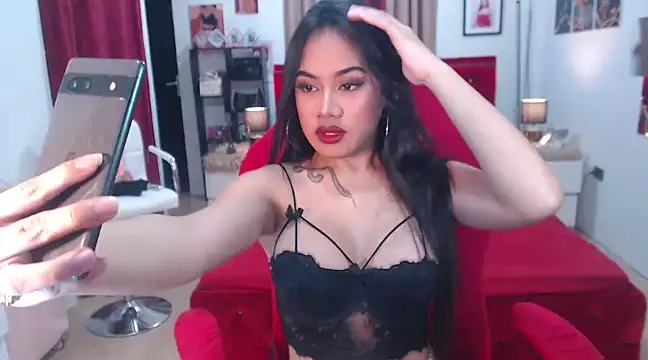 FrancineGarcia online show from December 12, 2024, 10:09 pm