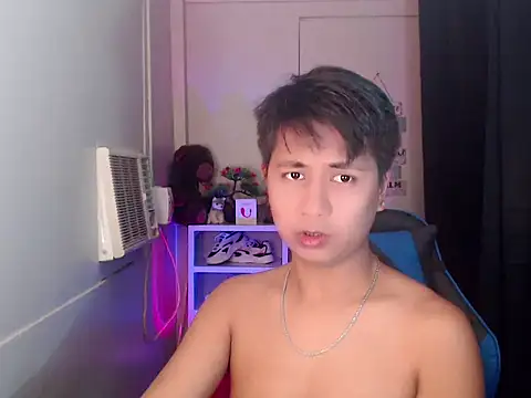 khael moreno online show from November 20, 2025, 3:50 am