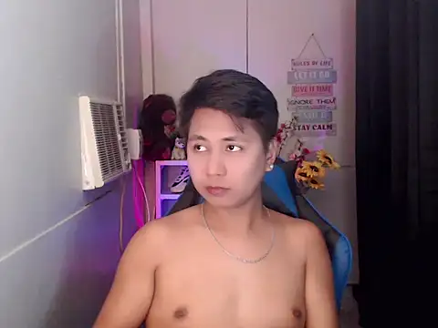 khael moreno online show from November 21, 2025, 1:59 am