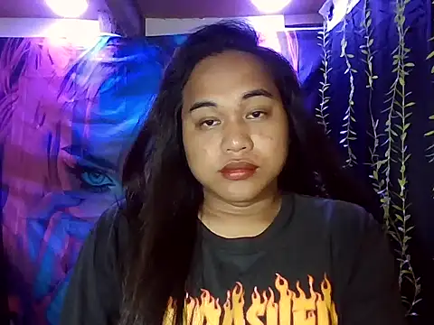 bettina love online show from December 1, 2025, 1:49 pm