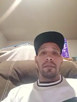 mrbigone45 online show from April 17, 2026, 11:24 am